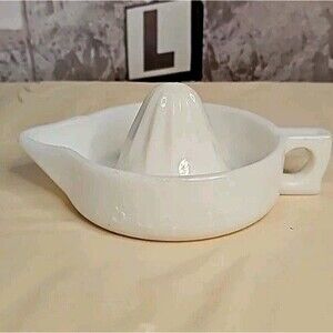 Vintage McKee SUNKIST Citrus Advertising White MILK GLASS Orange REAMER / JUICER